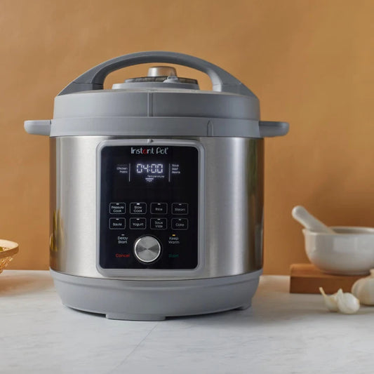 Instant Pot Duo Plus WhisperQuiet 9-in-1 Smart Cooker, 8L